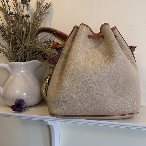 Vintage Dooney & bourke bucket drawstring shoulder bag - Picture 3 of 12